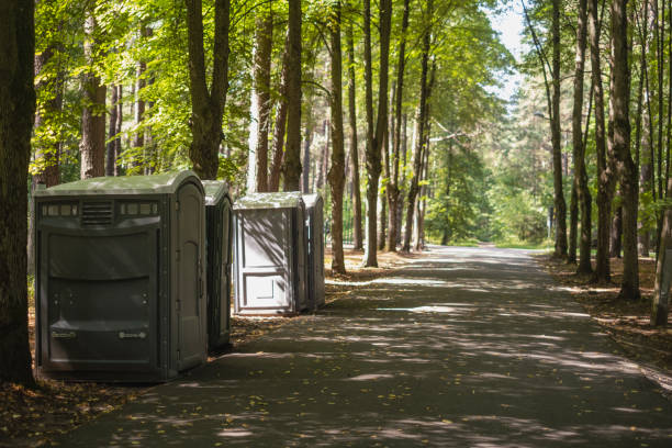 Portable Toilet Options We Offer in Fort Myers Beach, FL